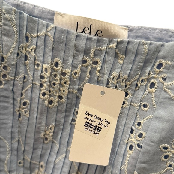 Lele Tops - **NWT**LeLe Light Blue Embroidered Daisy Top